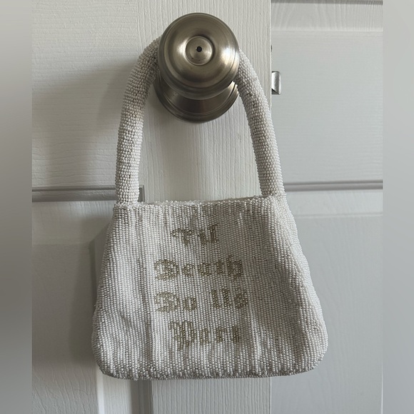 Clio Peppiatt “Til Death Do Us Part” Beaded Bag (White) - Picture 2 of 3